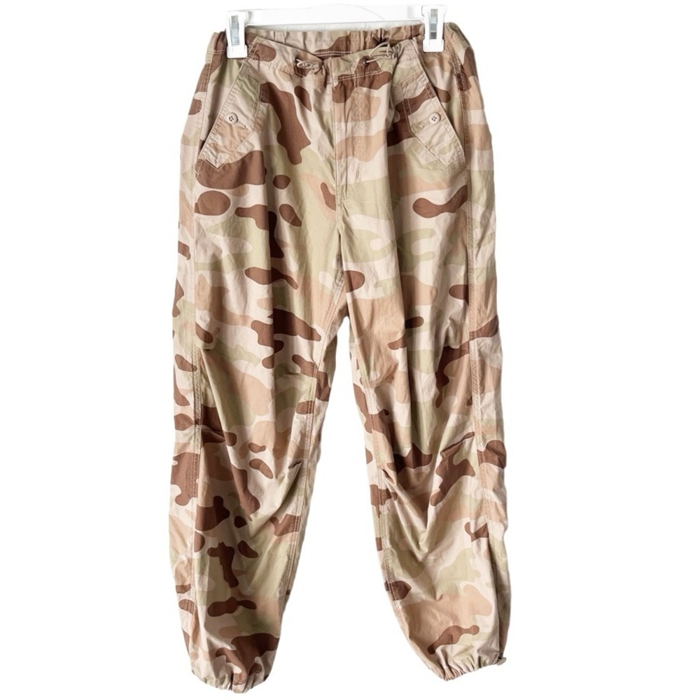 American Eagle Cargo‎ Pants Women's Medium Beige Camouflage Camo Parachute Baggy
